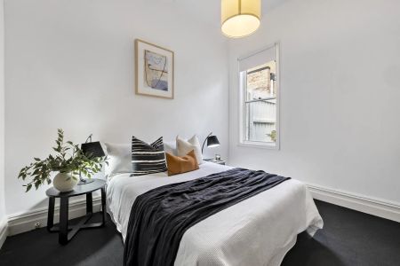 Victorian Soul Meets Refined Urban Living - Photo 2