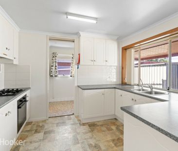 8 Hammond Avenue, Brahma Lodge SA, Belconnen - Photo 6