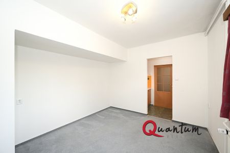 Pronájem bytu 1+kk a garsoniéry 26 m² - Photo 2