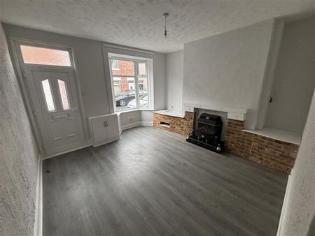 2 bedroom terraced house to rent - Photo 3