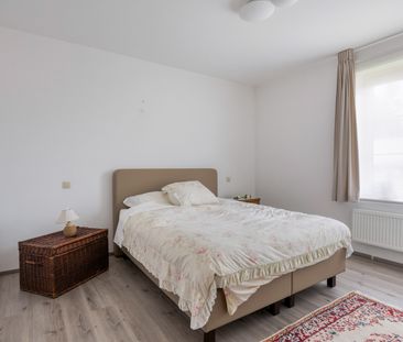 Prachtig gelijkvloers appartement met ruime tuin - Photo 3