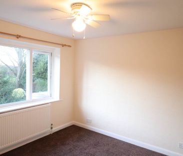 Deeds Grove, High Wycombe - Photo 5