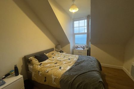 Cromer Road - Photo 2