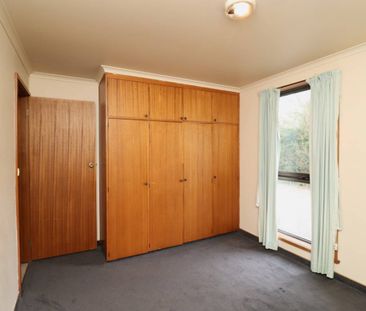 Situated on a Quiet Internal Block - Photo 1