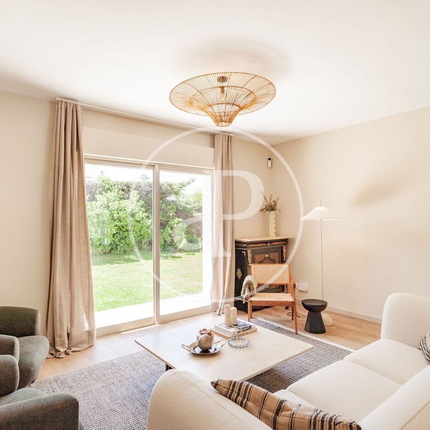 Family flat for rent in La Moraleja Urbanización (La Moraleja) - Photo 1