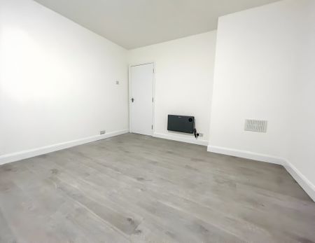 Studio Flat To let - HP12 (All Bills Included) - Photo 4