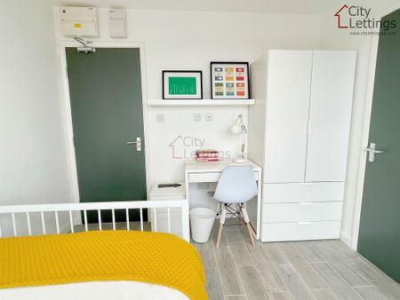 1 Bedroom Studio - Photo 2