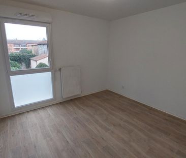 location Appartement T3 DE 63.15m² À JASSANS RIOTTIER - Photo 4