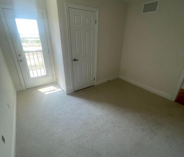 For Lease - 3317 Sixth Line, Oakville, Ontario - Photo 3