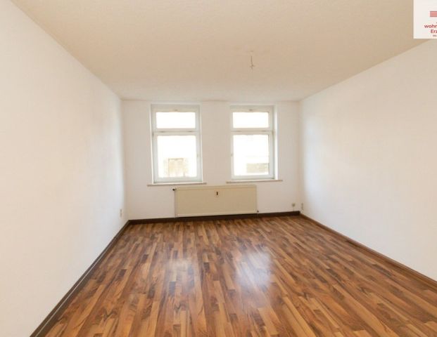 Wohnung mit Einbauküche und Stellplatz im Zentrum von Annaberg! - Photo 1