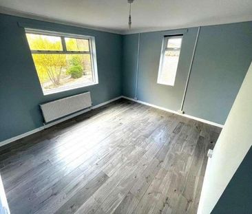 Parkstone Heights, Poole, BH14 - Photo 3