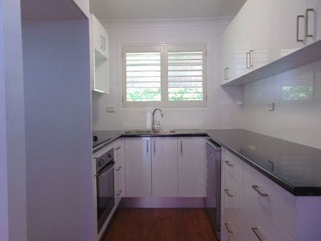 Renovated Lowset 2 Bedroom Unit&excl; - Photo 3