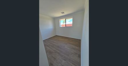 Modern Living in a Peaceful Location - Welcome to 9B Drysdale Crescent, Campbelltown - Photo 3