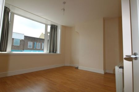 South Road, Haywards Heath, RH16 - Photo 5