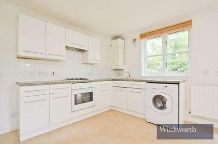 Brand Close, Finsbury, N4 - Photo 2