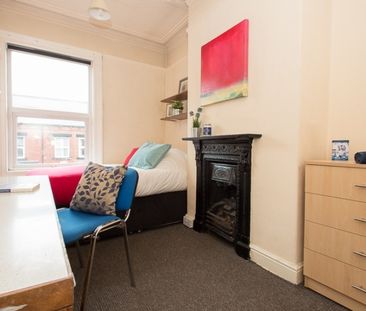 42 Chestnut Avenue, Hyde Park, Leeds, LS6 1BA - Photo 4