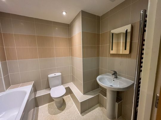 Surrey Road, Westbourne - Photo 1