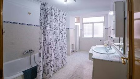 Carrer Albocàsser, Valencia, Valencian Community 46020 - Photo 2