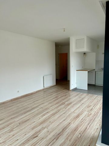 Appartement à louer - REIMS- - Photo 4