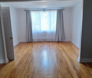 5 1/2 with 3 bedrooms in Parc Extension - Photo 2