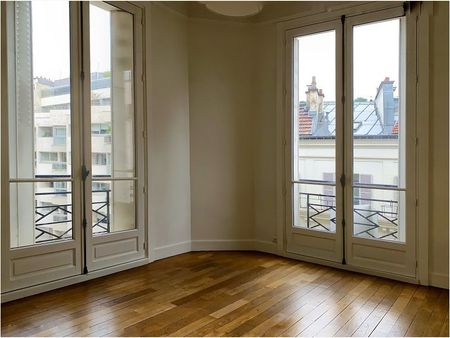 Appartement • Gros Caillou - Photo 2