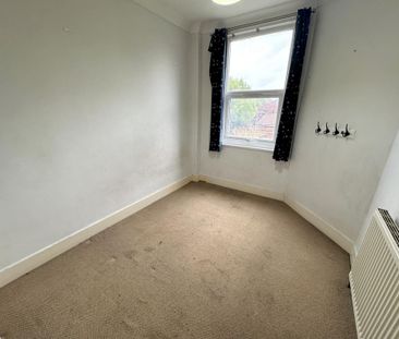 4 bedroom terraced house to rent - Photo 3