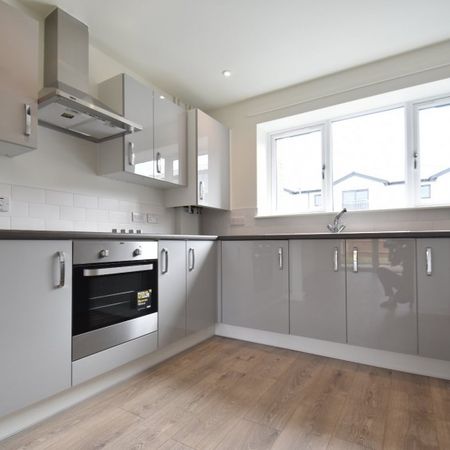 Peel Close, Tatling End, Gerrards Cross,SL9 - Photo 4