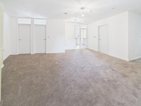 2 bedroom flat to rent - Photo 3