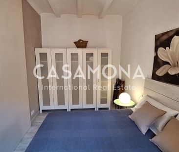 Bright and Renovated Summer apartment Just One Minute from the Beach - Photo 2