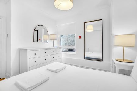 2 Bed Flat, Chesham Place, BN2 - Photo 5