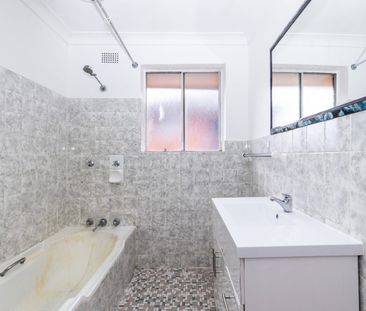 2 Bedroom 1 Bathroom For Lease in Lakemba - Photo 6