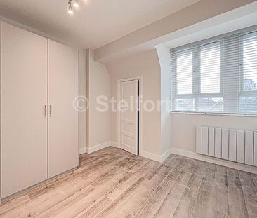 Mottingham Road, SE9, London - Photo 2