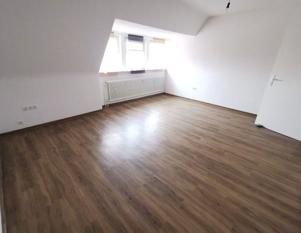 Schöne Wohnung: günstige 3-Zimmer-Wohnung mit Ausblick - Photo 1