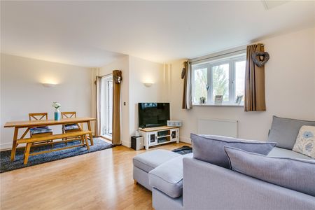 Pavilion Square, Tooting, SW17, London - Photo 2