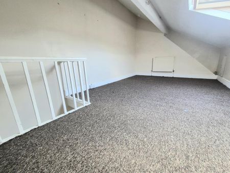 3 bedroom terraced house to rent - Photo 4