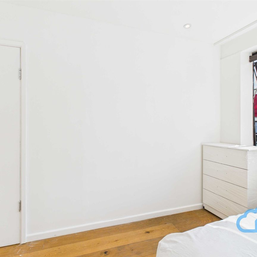 RM1 Eastmead | Farnborough | GU14 7SA - Photo 1