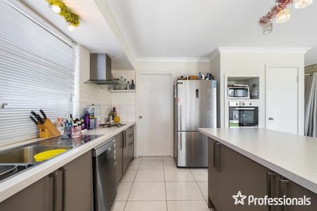 59 Explorer Drive, Thornlie WA 6108 - Photo 3