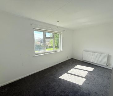 2 bedroom maisonette to rent - Photo 2
