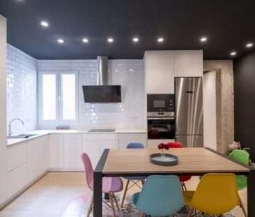 Rooms for rent in 6-bedroom apartment in Valencia - Foto 5