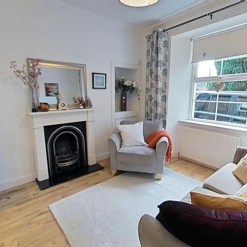 2 bedroom terraced house to rent - Photo 1