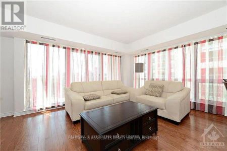 1012 - 234 RIDEAU STREET - Photo 3