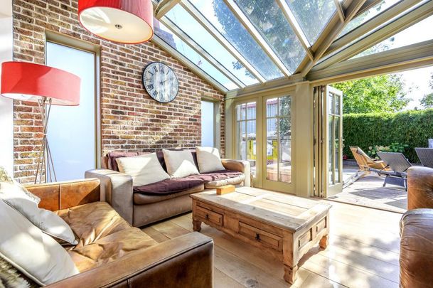 5 bedroom end of terrace house to rent - Photo 1