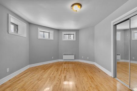 2090 Rue Sherbrooke O., Montréal (Ville-Marie), QC H3H - Photo 2
