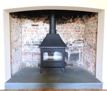 3 bedroom terraced house to rent - Photo 2