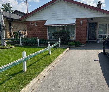 For Lease - 27 Haileybury Drive Unit# Basement, Toronto, Ontario - Photo 3