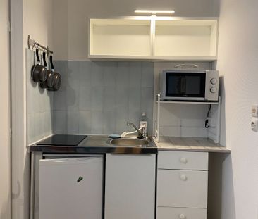 Location Appartement 1 pièce 20m² - Photo 4