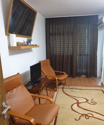 Aparatorii patriei etaj 2 turnu magurele - Fotografie 1