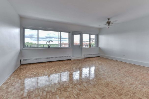 1150 Côte-Vertu - Photo 1