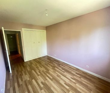 Location Appartement 2 pièces 70m² NEUVILLE SUR SAONE 69250 - Photo 5