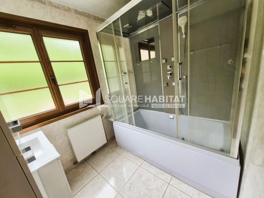 Location Maison 4 pièces 169m² AIRE SUR LA LYS 62120 - Photo 1